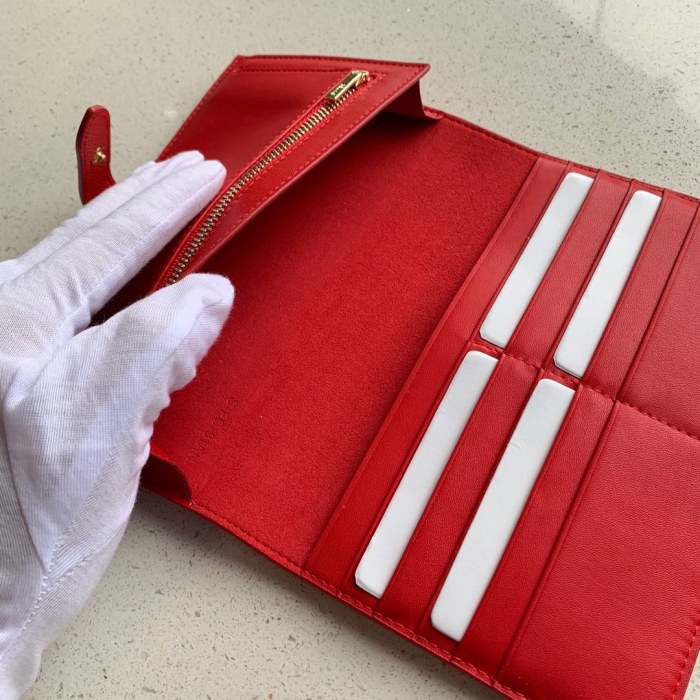 セリーヌ(CELINE）19SS 大号 長財布 カードケース 31AN-CL114