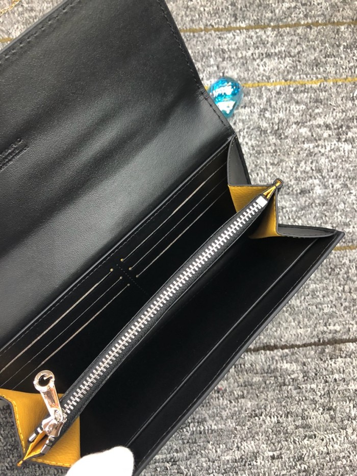人気商品激安 ゴヤール（GOYARD）二つ折り長財布 GO19P150-GO248