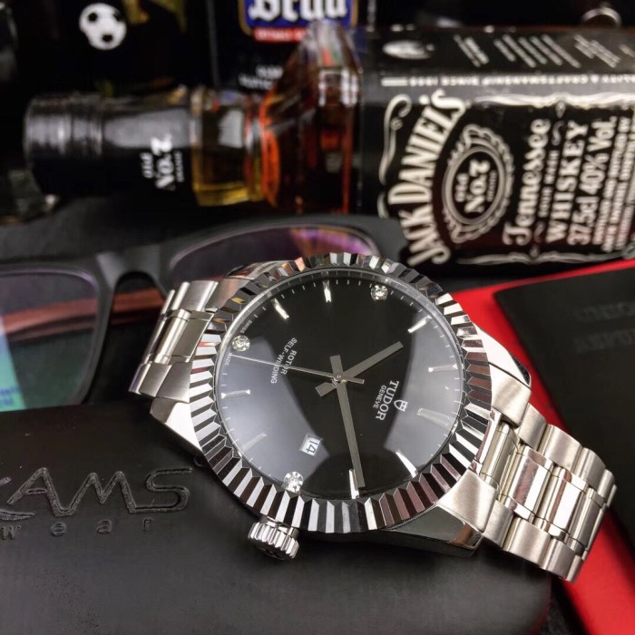 チュードル（TUDOR ）メンズ 時計 42mm 自動巻き 腕時計 TUD-TSH360-43