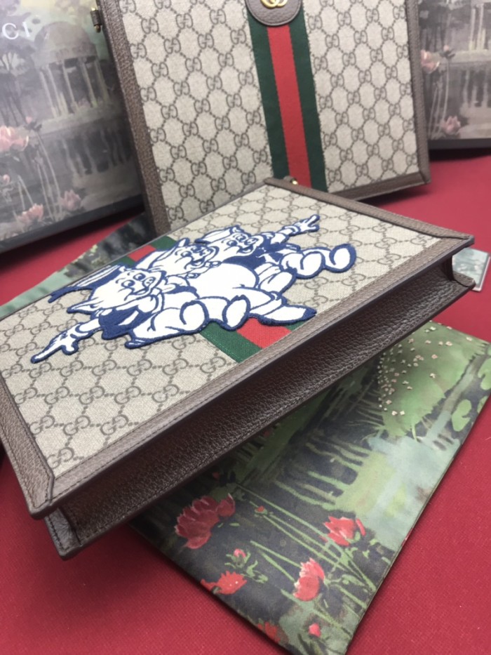 人気新作 GUCCI グッチ セカンドバッグ 収納パック 557697-3