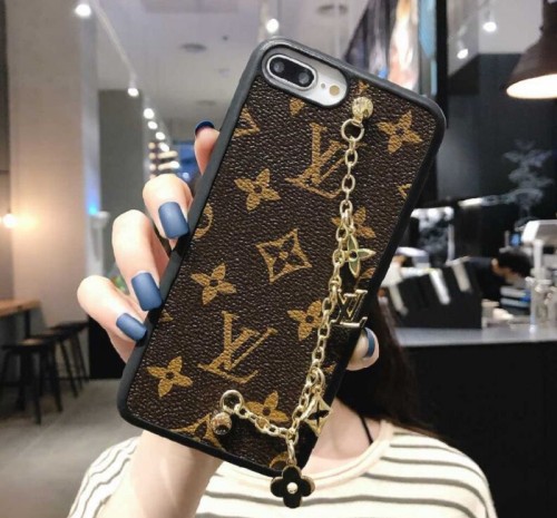 経典設計 LV ルイヴィトンiphone11/11pro/11pro maxケース人気 デザイン性 芸能人愛用