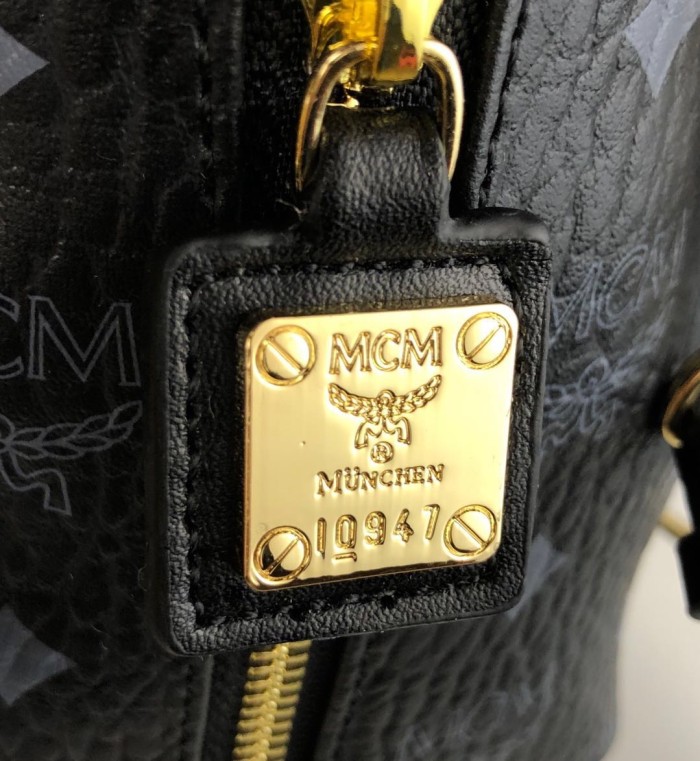 MCM(エムシーエム) 超高品質 後背包 リュック 2197-MC231