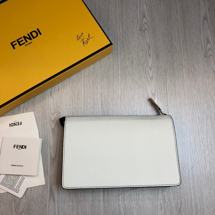 特N品 FENDI/フェンディ 財布 セカンドバッグ XD19P380-FD24