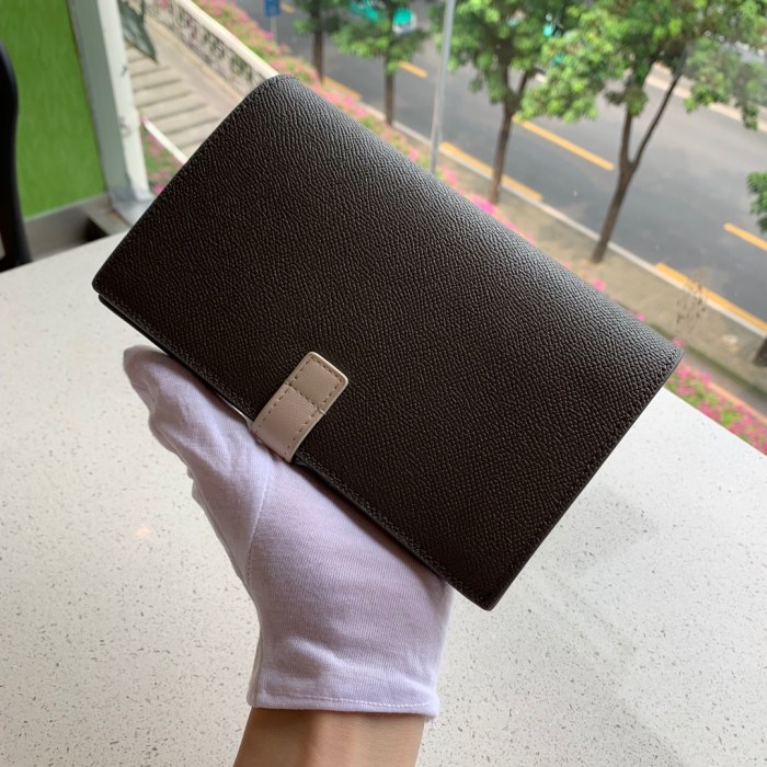セリーヌ(CELINE）19SS 大号 長財布 カードケース 31AN-CL106