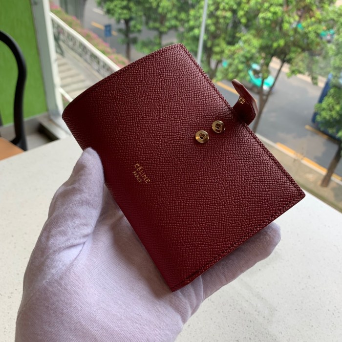 セリーヌ(CELINE）人気 小号 短財布 カードケース 28LB-CL123