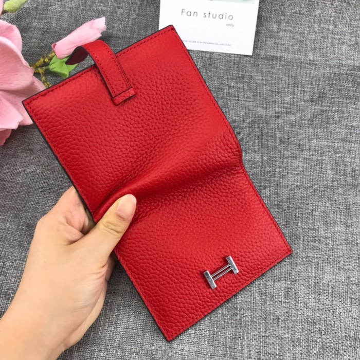 HERMES エルメス 牛革 TOGO 二つ折り財布 DZ2001P180-5120-01