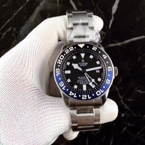チュードル（TUDOR ）メンズ 時計 42mm 自動巻き 腕時計 TUD-TSH410-16