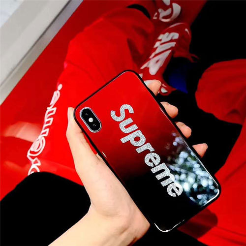 シュプリーム iphone xr/xs/xs maxケース 人気潮流ブランド SUPREME アイフォンテンアール/x/xs マックスカバーキラキラsupreme英文字付け 個性ジャケット