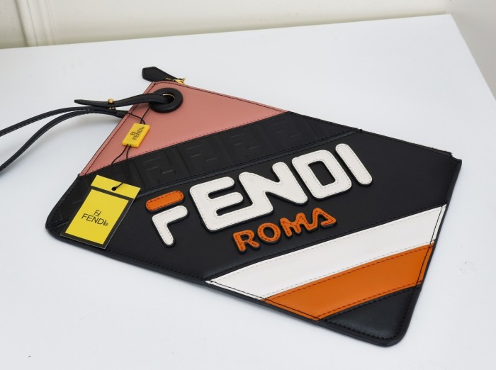 秋冬 FENDI/フェンディ 財布 セカンドバッグ WX19P190-5505-3