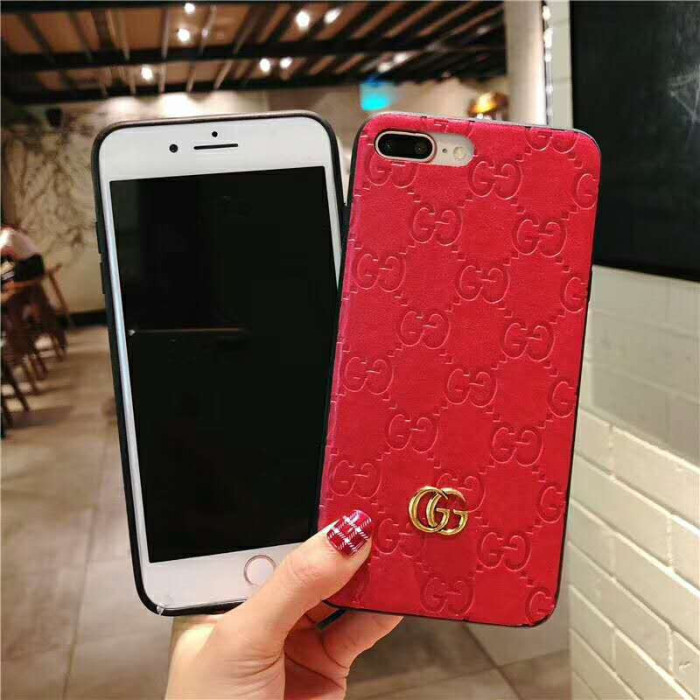 グッチ GUCCI iphone11/11pro/11pro maxケース即納品 Galaxy S10ケース ギャラクシーS10+カバー iphone xrケース 人気ブランド シンプル 男女兼用