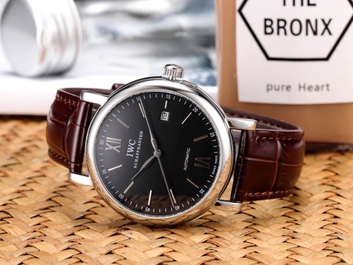 IWC(アイダブリューシー) 腕時計 自動巻き 42mm メンズ IWC-TSH370-095