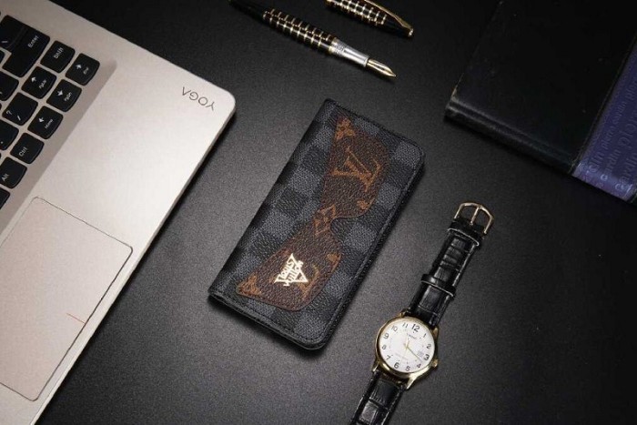 新作ルイヴィトンiphone11/11pro/11pro maxケース 手帳型 花柄綺麗 LV LOGO 芸能人愛用