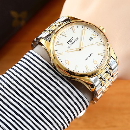 IWC(アイダブリューシー) 腕時計 40mm 自動巻き メンズ IWC-TSH350-31