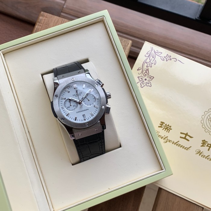 ウブロHUBLOT クラシックフュージョン クォーツ メンズ 腕時計 TSH2001P340-HU26