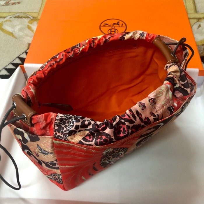 新品 エルメス [HERMES] ポーチ 収納バッグ TA2001P250-HE-27