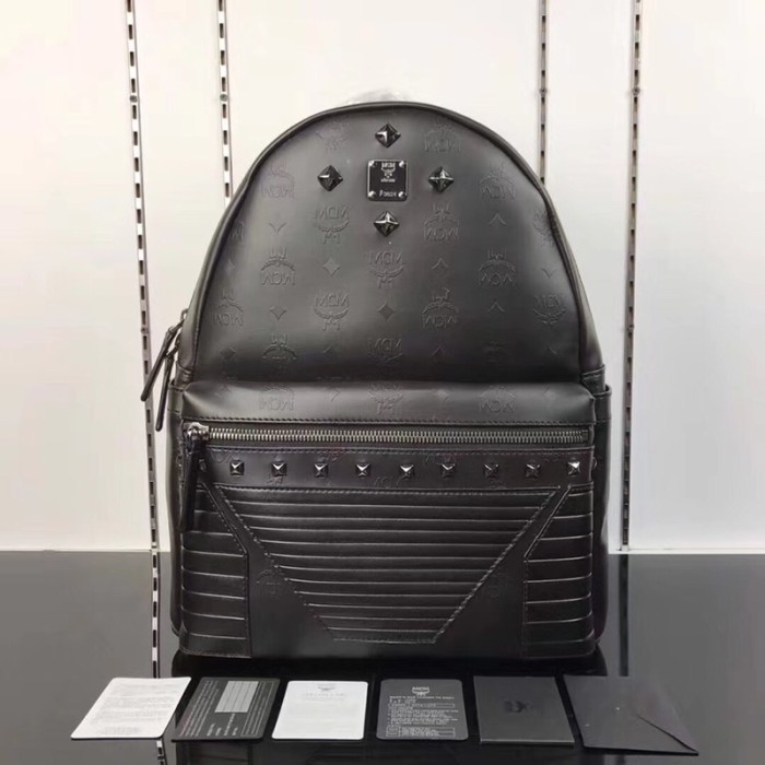 19SS エムシーエム 中号サイズ 後背包 リュック MK19P360-MC417