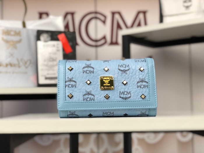 人気商品激安 エムシーエム 短財布 三つ折り財布 8033-MC493