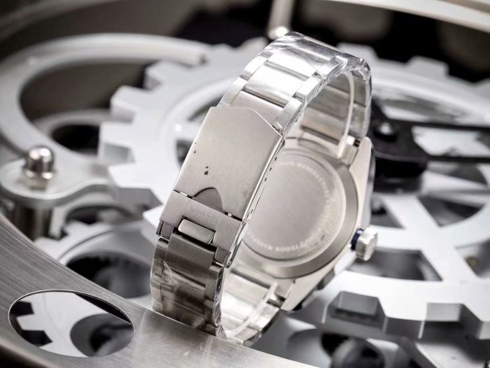チュードル（TUDOR ）メンズ 時計 43mm 自動巻き 腕時計 TUD-TSH500-36