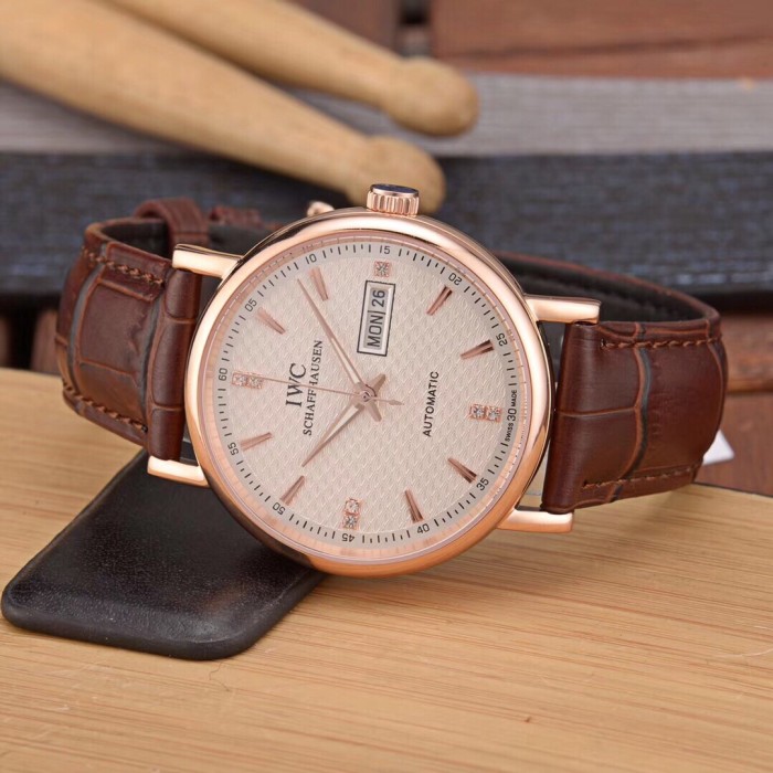 IWC(アイダブリューシー) 腕時計 40mm 自動巻き メンズ IWC-TSH440-52
