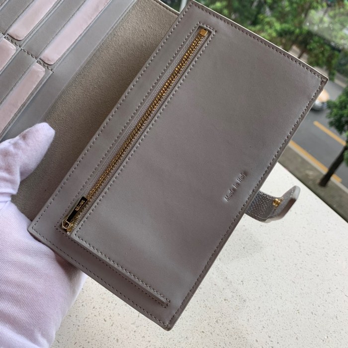 セリーヌ(CELINE）19SS 大号 長財布 カードケース 31AN-CL113