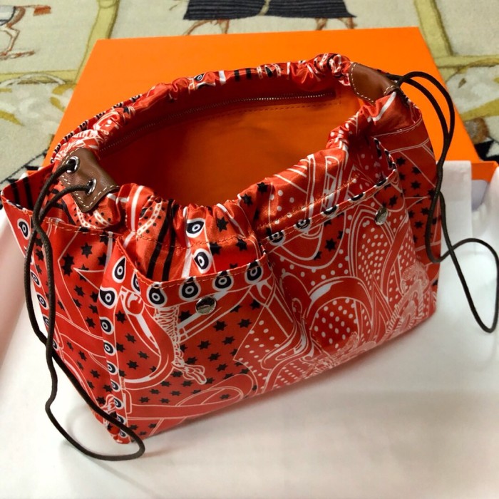 新品 エルメス [HERMES] ポーチ 収納バッグ TA2001P250-HE-29
