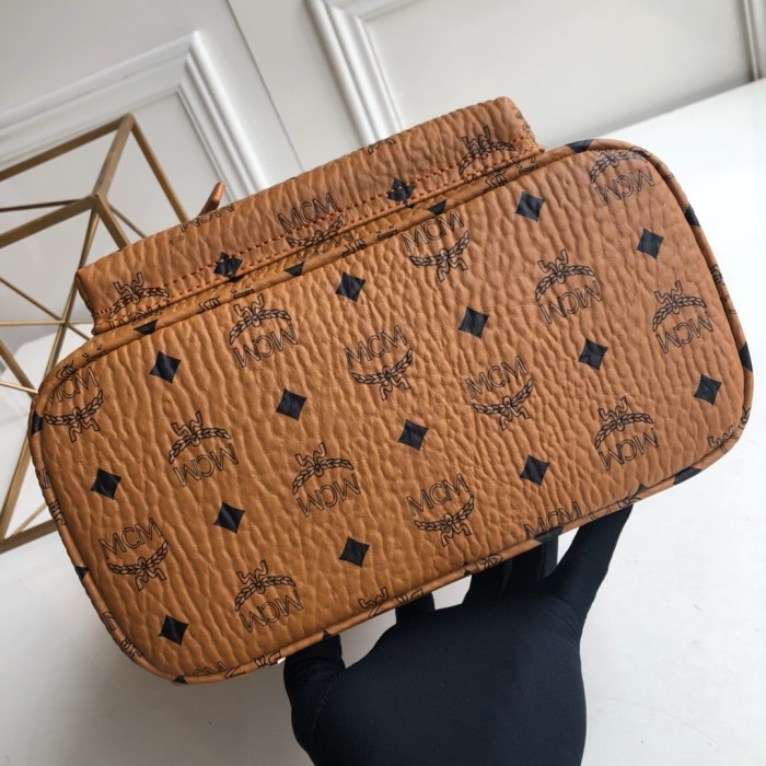 19SS エムシーエム 中号サイズ 後背包 リュック 88029-2-MC471