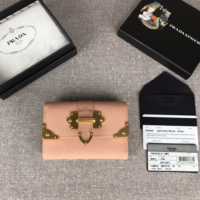 新作特N品 PRADA/プラダ 短財布 三つ折り財布 1MH840-PA383
