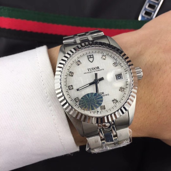 チュードル（TUDOR ）メンズ 時計 40mm 自動巻き 腕時計 TUD-DBG450-21