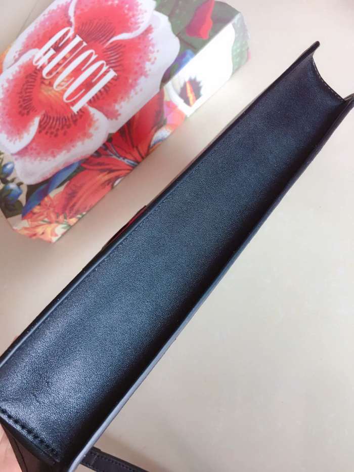 特N品美品 GUCCI グッチ セカンドバッグ 収納パック 433665-1