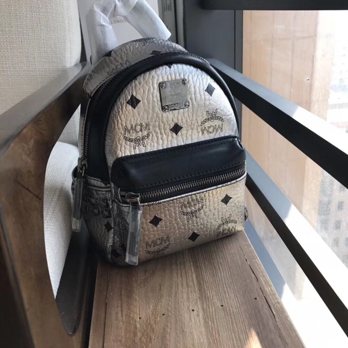 MCM(エムシーエム) 超高品質 後背包 リュック MK19P-MC424