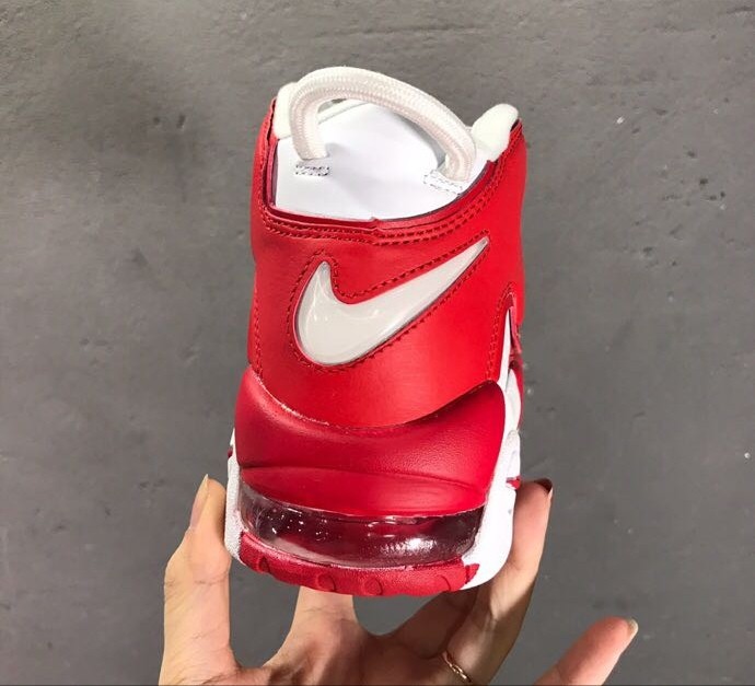19SSNike Air More Uptempo QS スニーカー 男女着 A00-19P200-NI30