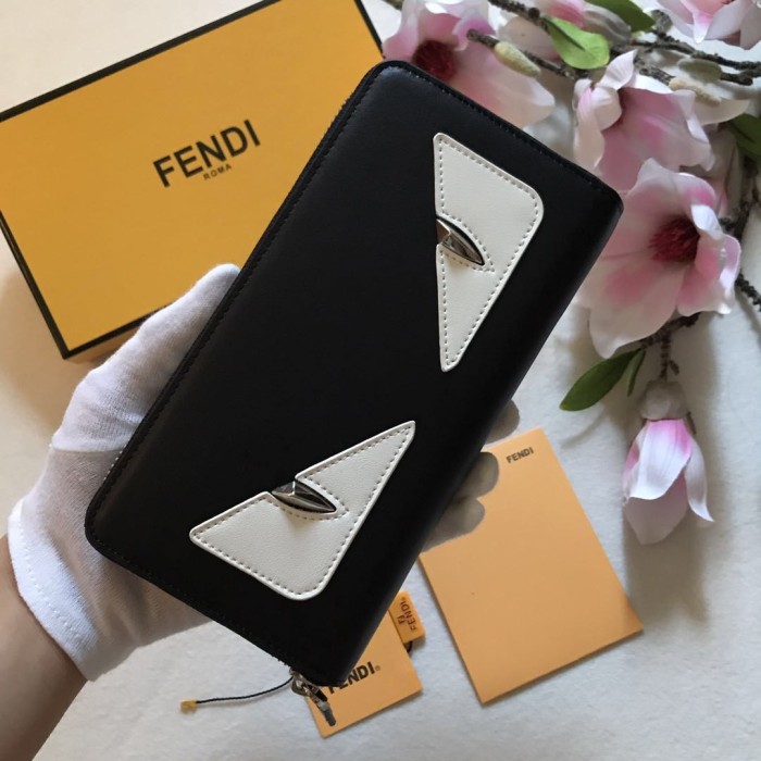 FENDI/フェンディ ラウンドファスナー式長財布 FE19P150-6627