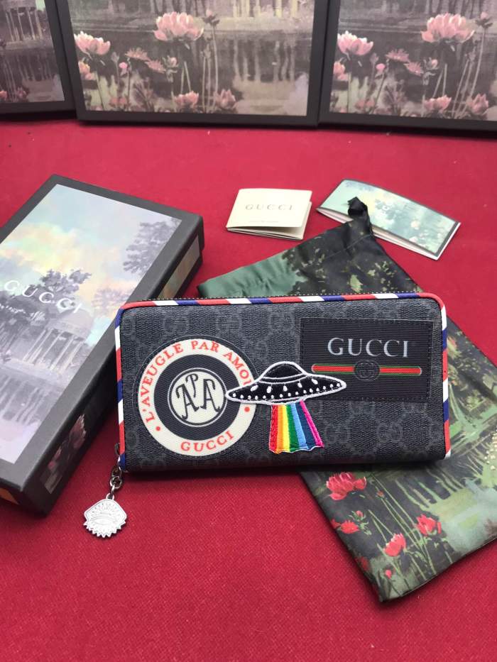 GUCCI グッチ 長財布 ラウンドファスナー式財布 496342-1 新作