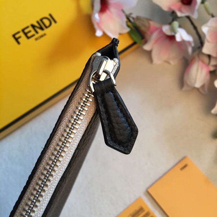 新作 FENDI/フェンディ メンズ セカンドバッグ FE19P170-FD05