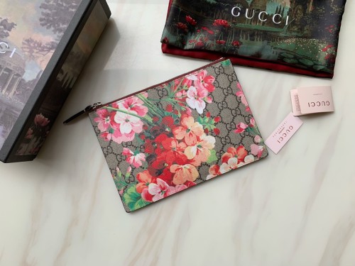 人気新作 GUCCI グッチ セカンドバッグ 収納パック 410079-1