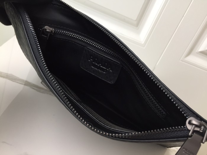 PRADA プラダ 人気商品激安 メンズ セカンドバッグ 1922-PA367