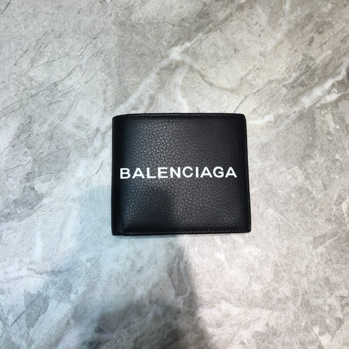 Balenciaga バレンシアガ 大人気 短財布 二つ折り財布 XD-2001P-BA086B