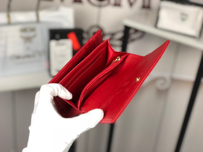 人気商品激安 エムシーエム 短財布 三つ折り財布 8033-MC498
