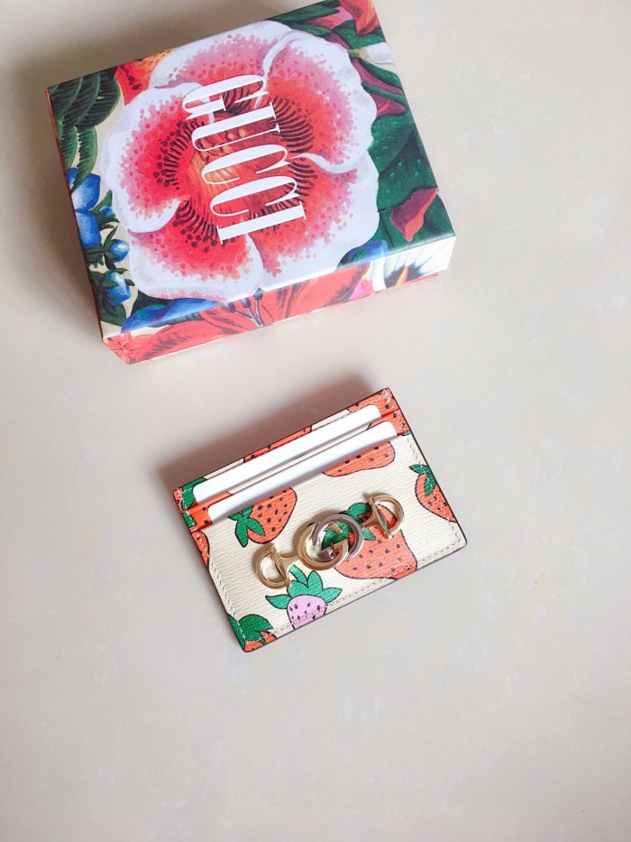 19新作 GUCCI グッチ 財布 コインケース 名刺入れ 570679-5