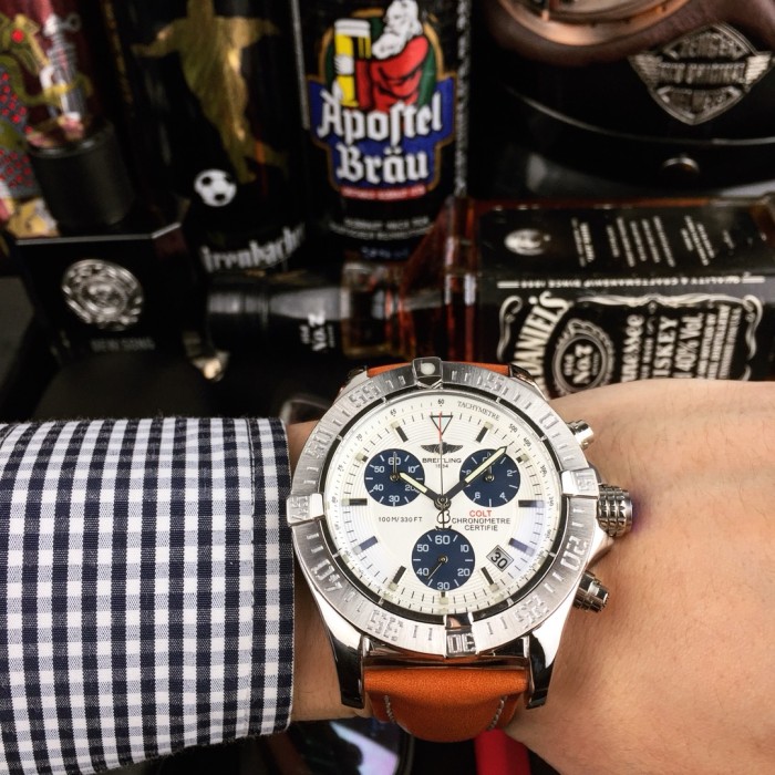 BREITLING ブライトリング 腕時計 クォーツ 43mm メンズ BR-TSH320-03