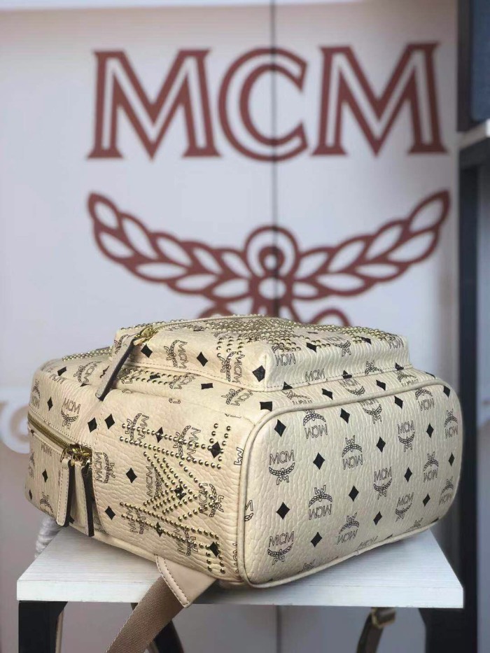 19SS エムシーエム 小号サイズ 後背包 リュック 5927-MC074