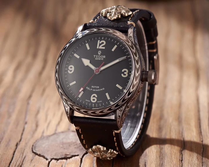 チュードル（TUDOR ）メンズ 時計 腕時計 41mm 自動巻き TUD-WD420-09