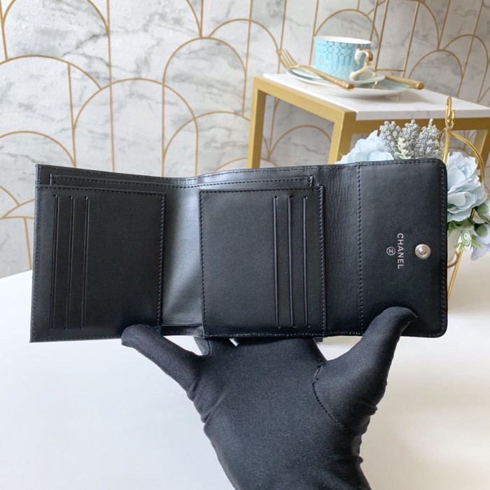 シャネルCHANEL 三つ折り財布 男女兼用 財布 JJX2002P240-31528-2