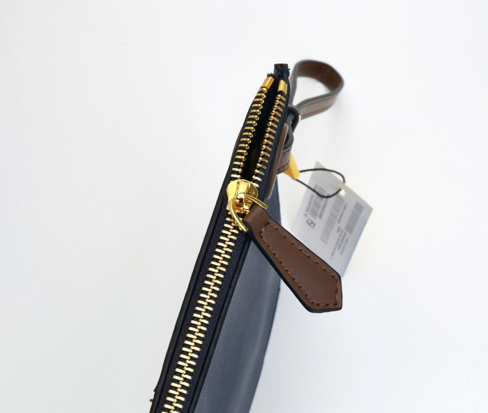 秋冬 FENDI/フェンディ 財布 セカンドバッグ WX19P190-5505-5