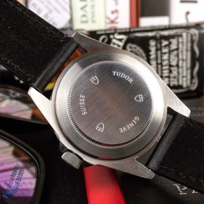 チュードル（TUDOR ）メンズ 時計 42mm 激安販売 腕時計 TUD-TSH360-29
