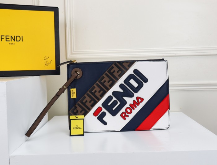 秋冬 FENDI/フェンディ 財布 セカンドバッグ WX19P190-5505-5