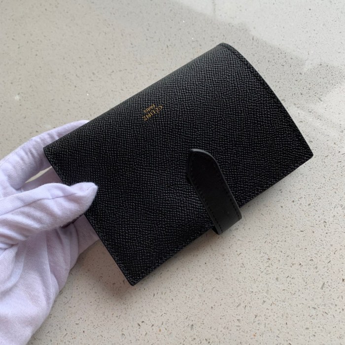 セリーヌ(CELINE）人気 小号 短財布 カードケース 28LB-CL121