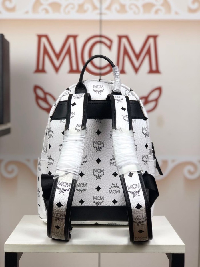 19SS エムシーエム 中号サイズ後背包 リュック 5727-MC390