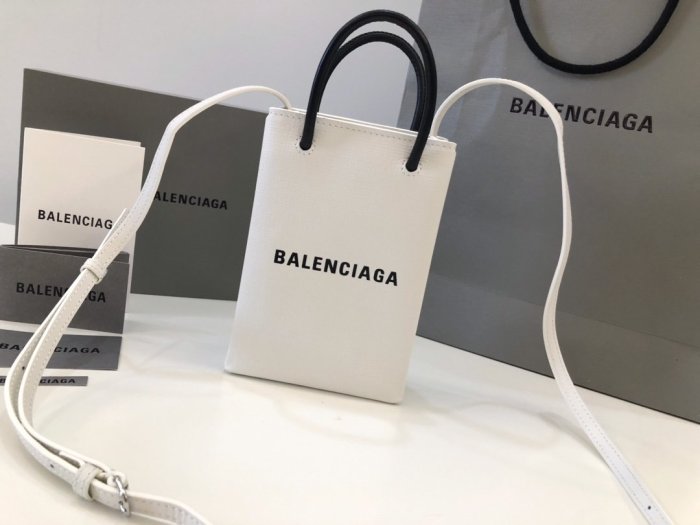 2021SS新作 Balenciaga バレンシアガ レディース ショルダーバックスーパーコピー