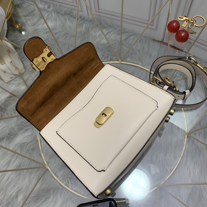 202106SS新作 Coach コーチ レディース ハンドバックスーパーコピー